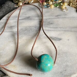 Vintage Navajo Turquoise Pendant Necklace 10g